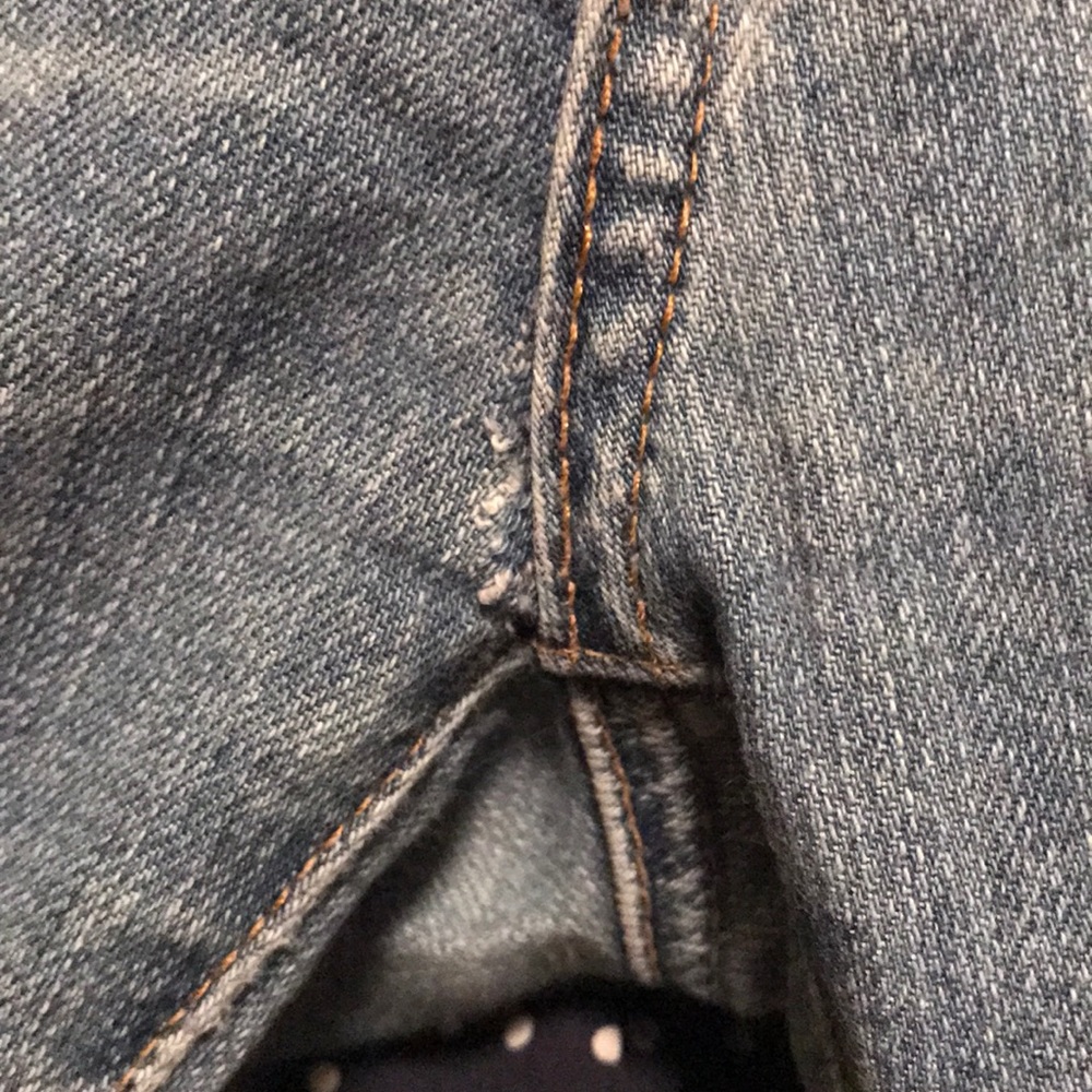 Designer jeans! - Picture 4 of 6